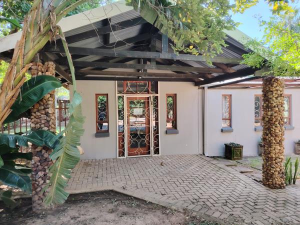 5 Bedroom House