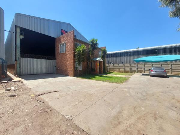 1 600 m² Industrial space