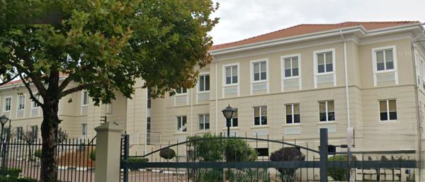 2 422 m² Commercial space