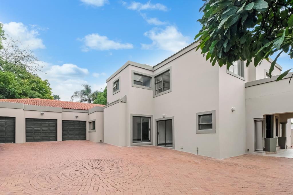 5 Bedroom House