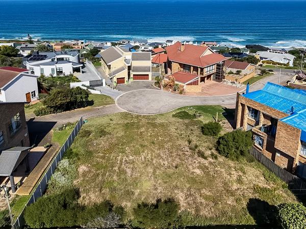 648 m² Land