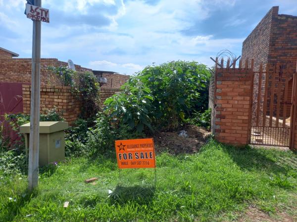 1 006 m² Land