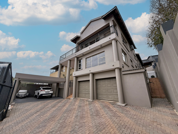 5 Bedroom House