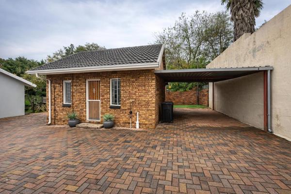 1 Bedroom Garden Cottage