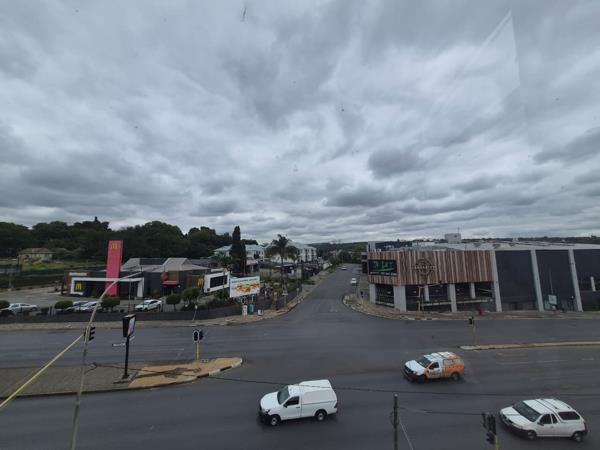 2 223 m² Retail Space