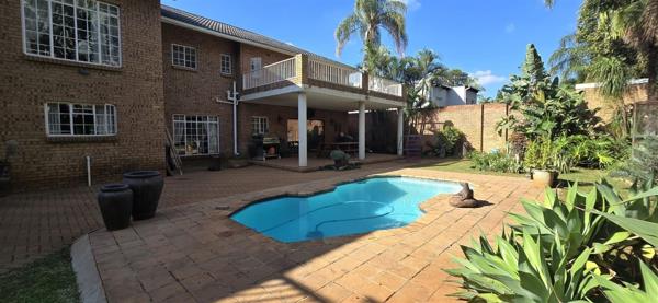 6 Bedroom House