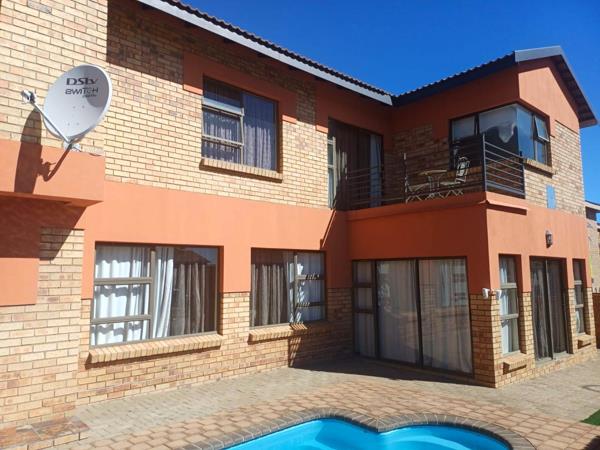 7 Bedroom House