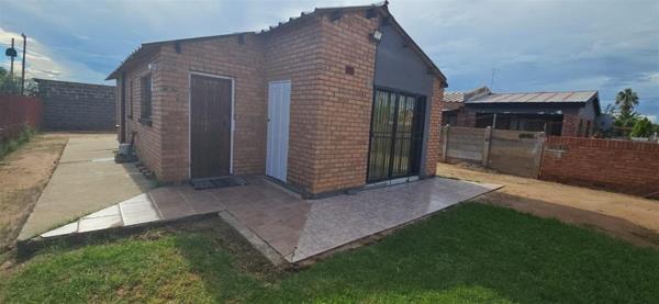 2 Bedroom House