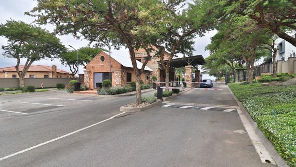 820 m² Land