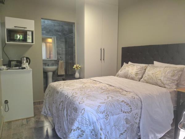 0.5 Bedroom Flat