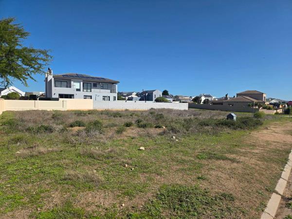 727 m² Land