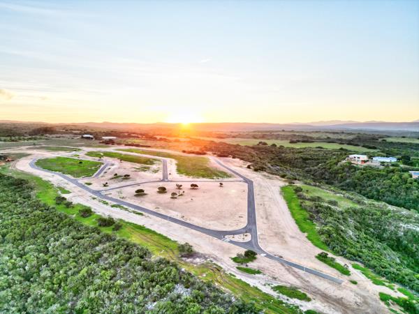 672 m² Land