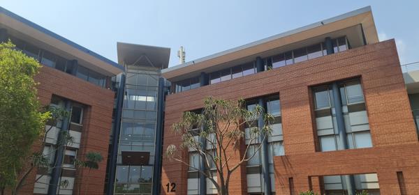 712.1 m² Commercial space