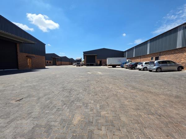 2 040 m² Industrial space