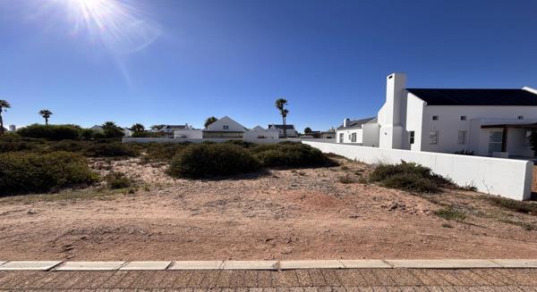 600 m² Land