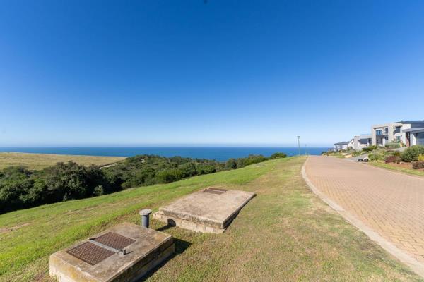 684 m² Land
