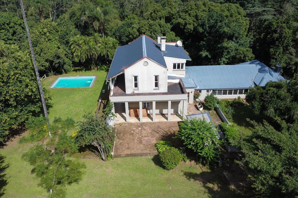 6 Bedroom House