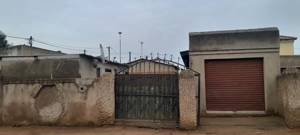 1 Bedroom House