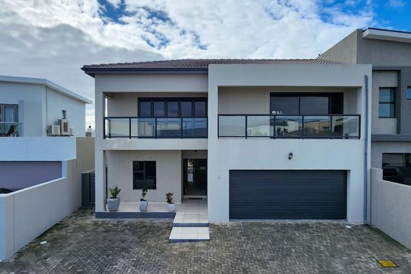 6 Bedroom House
