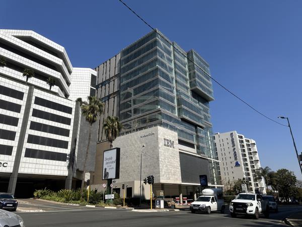1 093 m² Commercial space