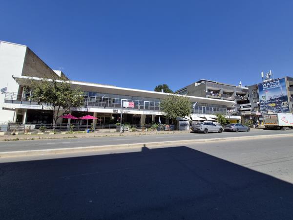 250 m² Retail Space