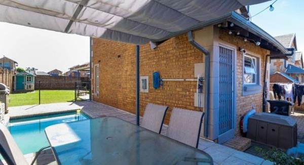 3 Bedroom Townhouse
