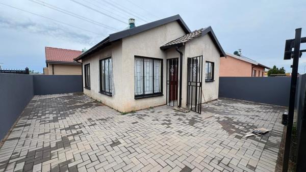 2 Bedroom House