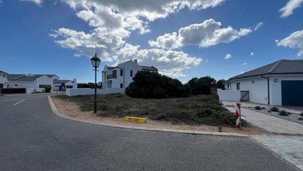 476 m² Land
