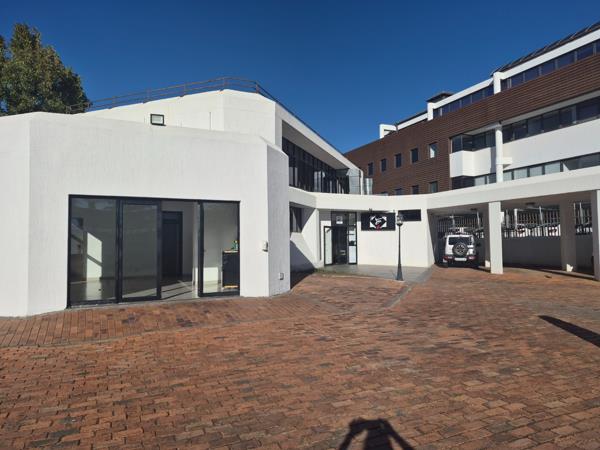 120 m² Commercial space
