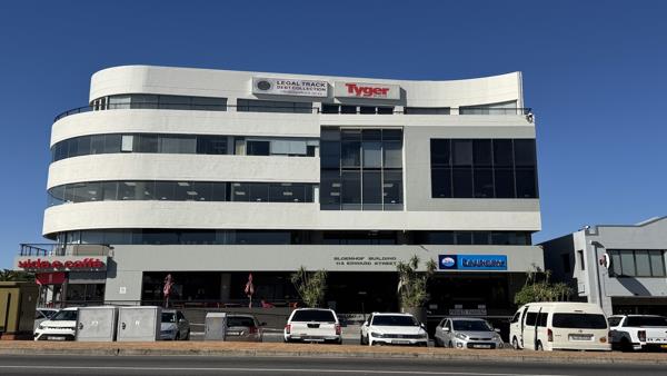 840 m² Commercial space