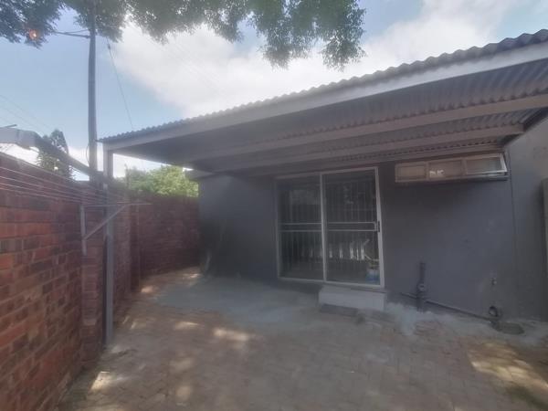 1 Bedroom Garden Cottage