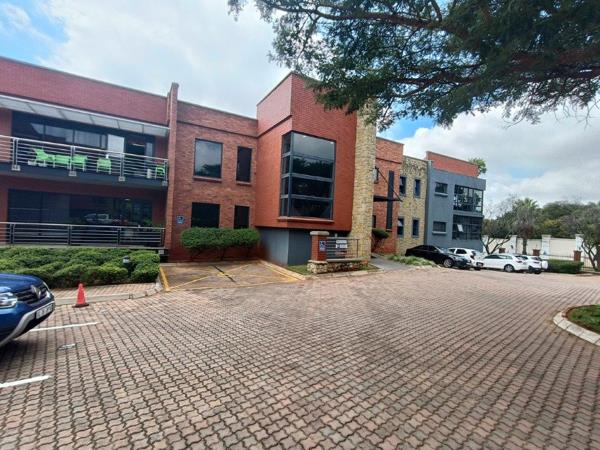 383 m² Commercial space