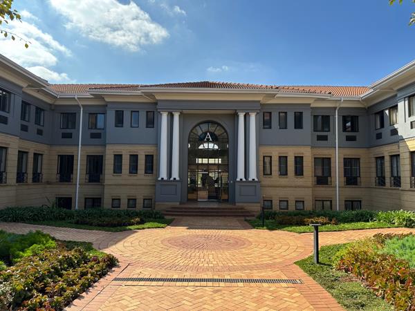 401 m² Commercial space