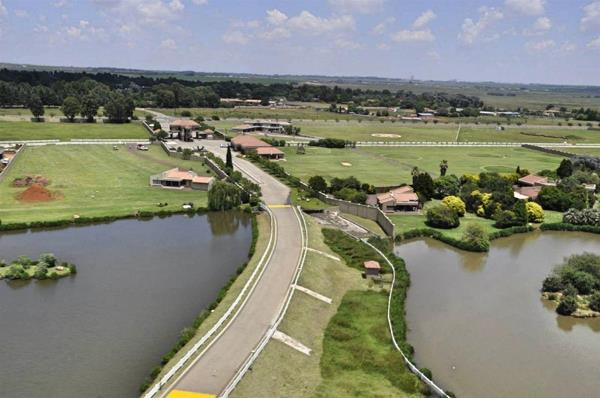 7 520 m² Land