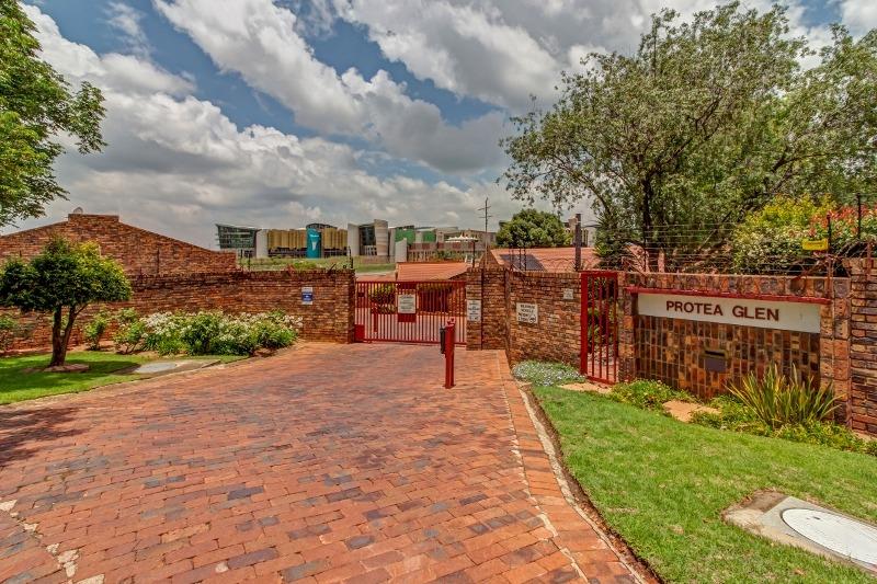2 Bedroom Townhouse