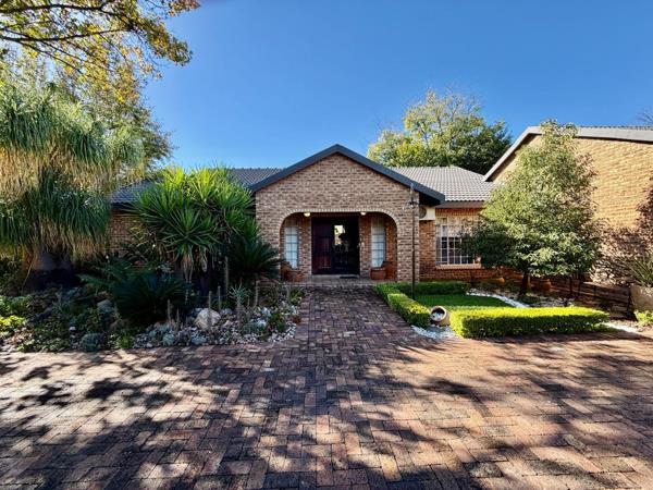 6 Bedroom House