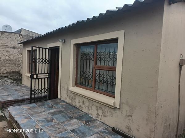 2 Bedroom House