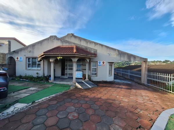 6 Bedroom House