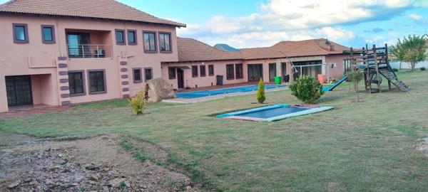 6 Bedroom House