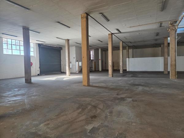 918 m² Industrial space