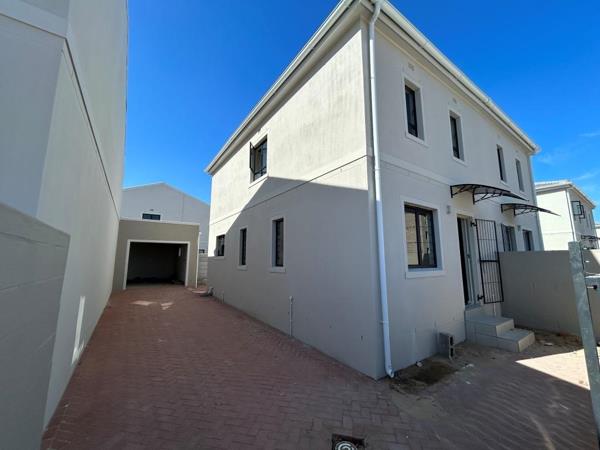 3 Bedroom Townhouse
