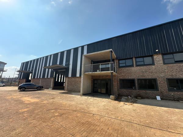 1 300 m² Industrial space