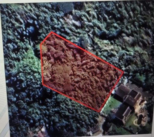 2 122 m² Land