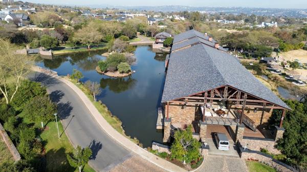 9 250 m² Land