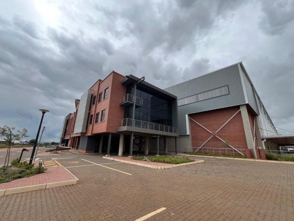 11 972 m² Industrial space