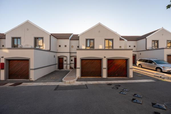3 Bedroom Townhouse