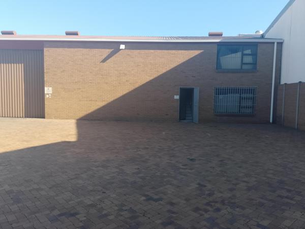 411 m² Industrial space