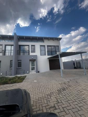 3 Bedroom Townhouse