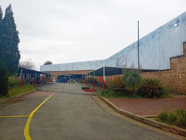 6 490 m² Industrial space