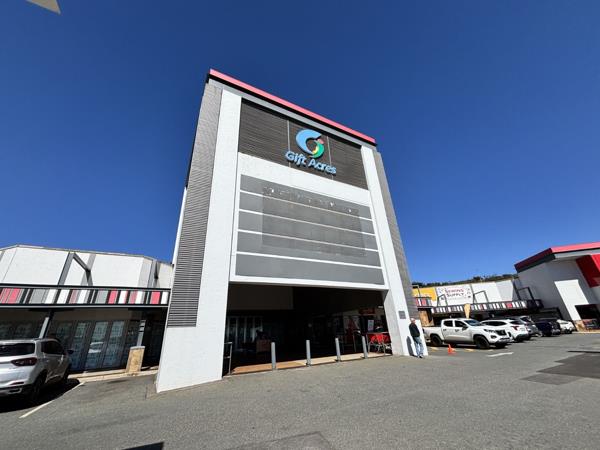 1 613 m² Commercial space